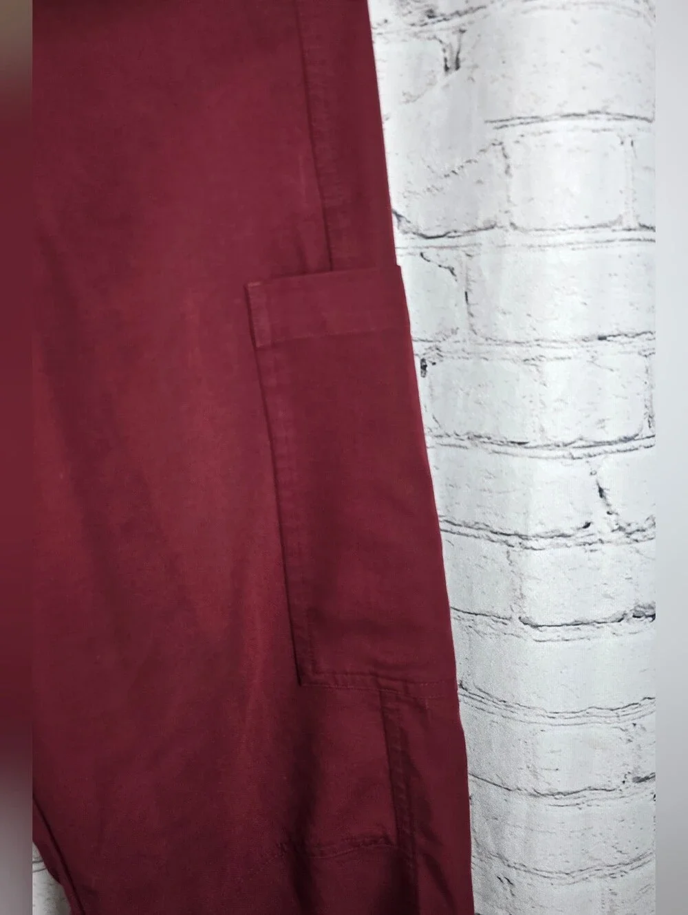 Figs maroon technical